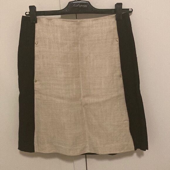 Les Copains A Line skirt with exposed back zipper. Beige/black. Size 42/6. - Picture 2 of 8